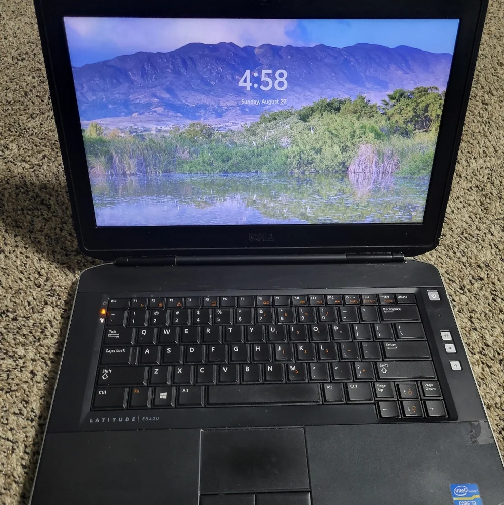 Dell Laptop i3